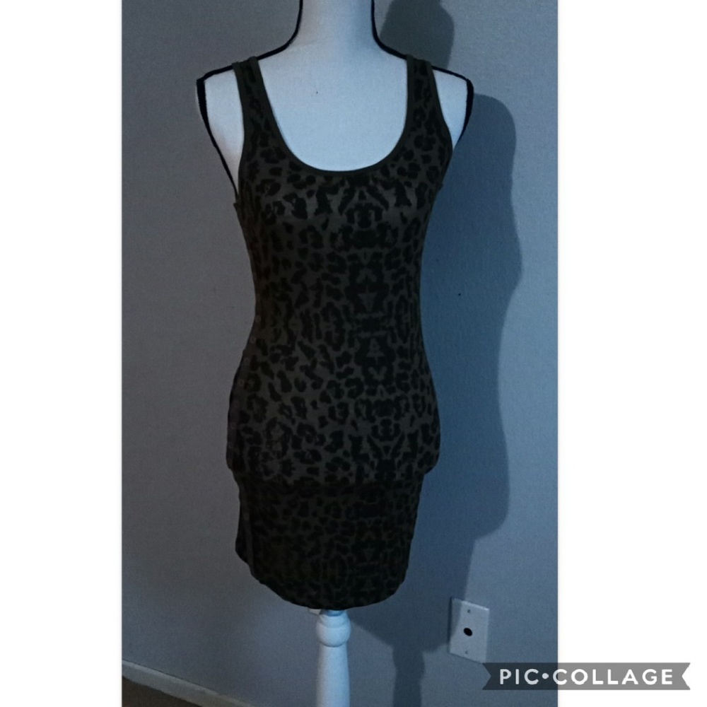 Abbey Dawn Sz small dress